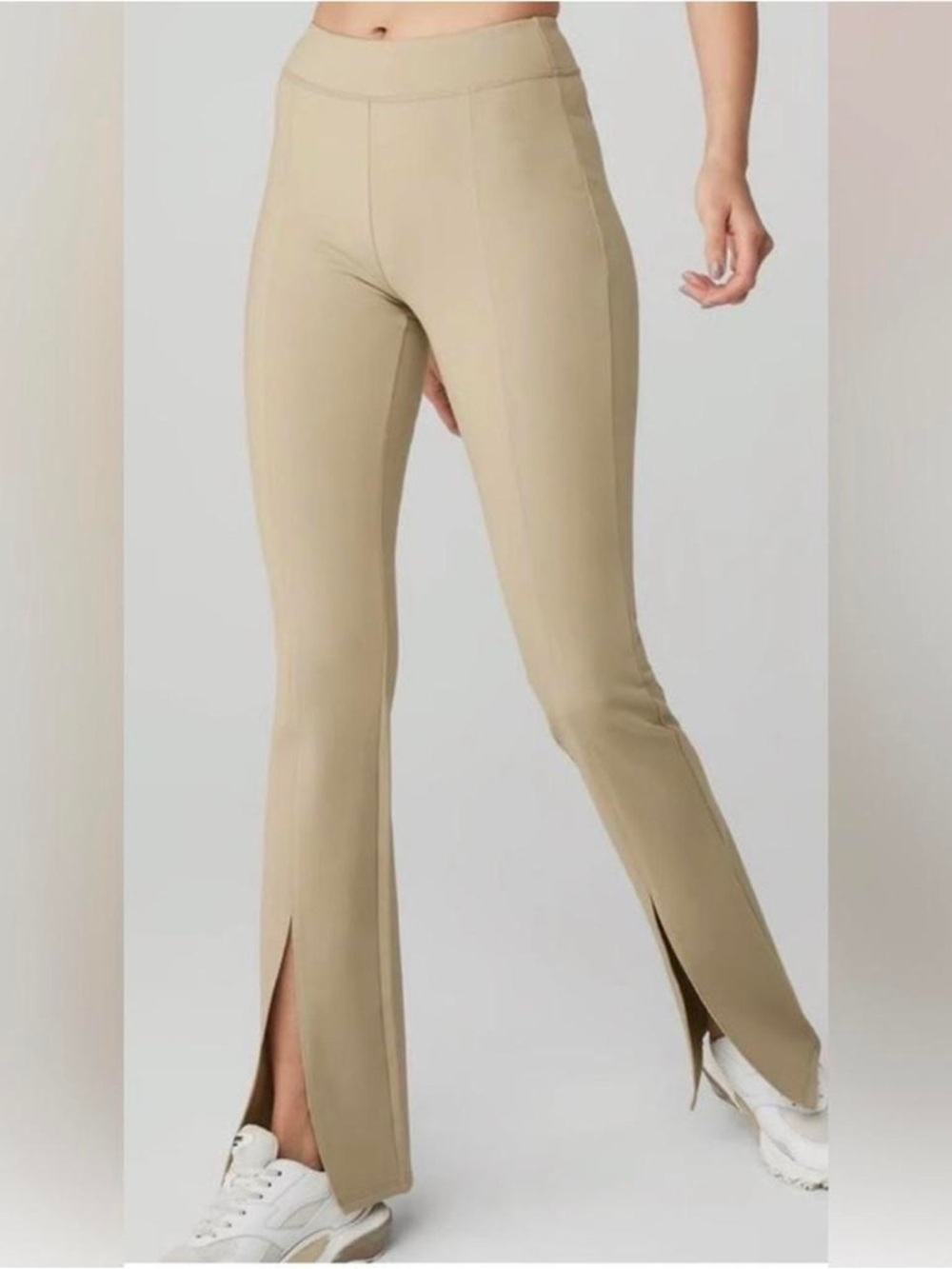 ALO Yoga Neutral High-Waist Leggings in  khaki Cream
